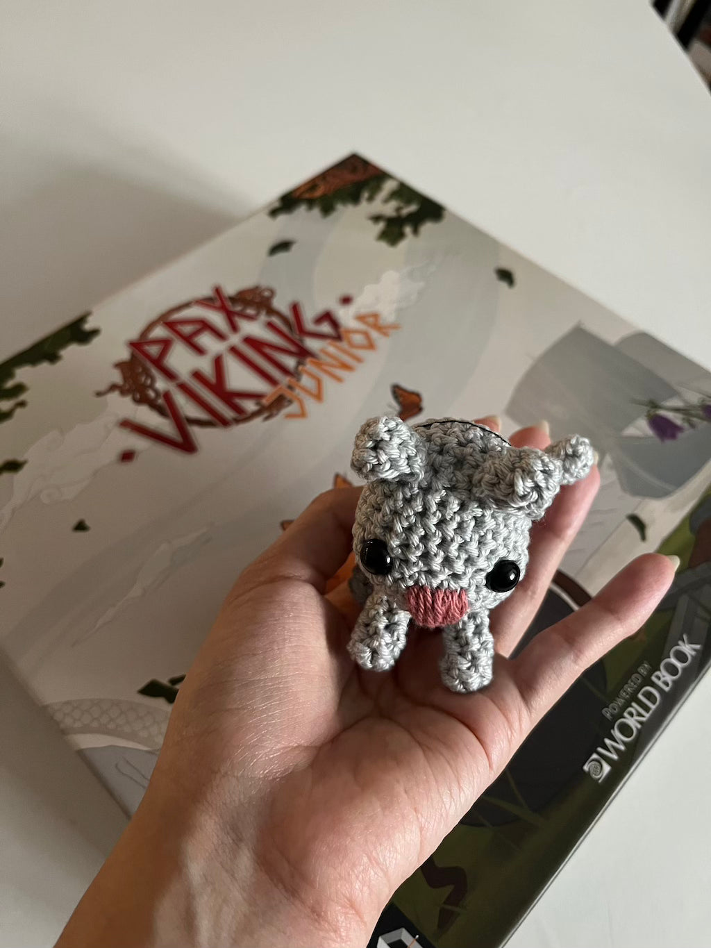 Pax Viking Junior Plushy European Shorthair Cat